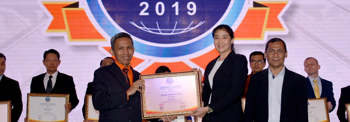 Toyota Meraih Predikat Layanan Call Center Terbaik Untuk Kategori Perusahaaan Otomotif Roda Empat