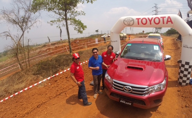 All New Hilux Paduan Gaya Kenyamanan dan Ketangguhan Pick-Up Toyota