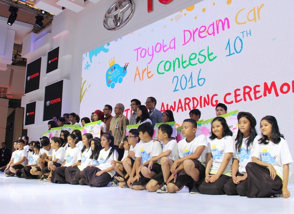Toyota Dream Car Art Contest Indonesia 2016 : 9 Karya Anak Bangsa Siap Berkompertisi
