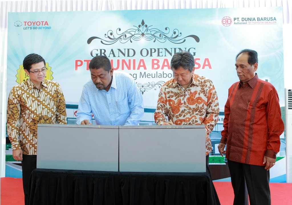 287 Outlet Resmi Toyota Siap Berikan Layanan Prima di Seluruh Provinsi di Indonesia - Dunia Barusa Meulaboh Jadi Outlet Pertama di Aceh Barat