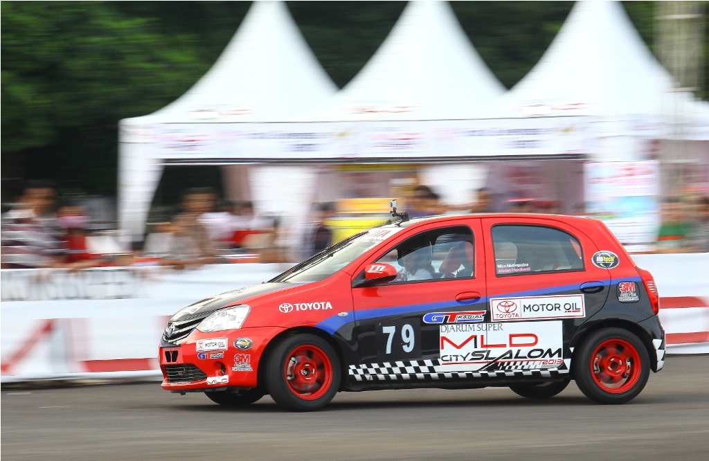 Kolaborasi Toyota Etios Valco dan Toyota Team Indonesia Rajai Kelas A3 Kejurnas Slalom Seri ke-5 Surabaya