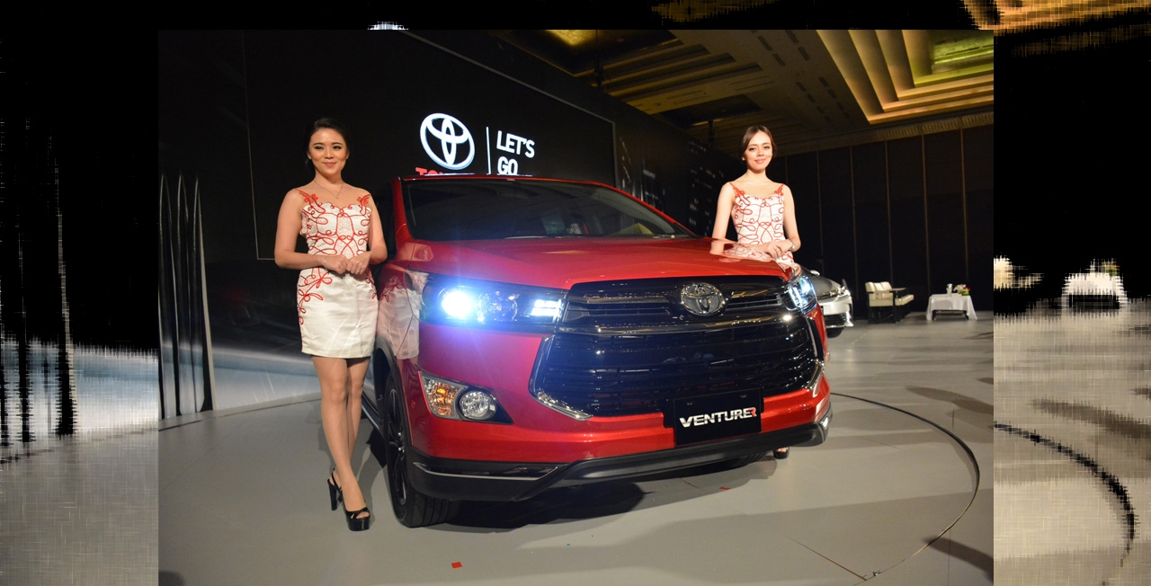 Toyota Mengawali Tahun 2017 dengan Meluncurkan Produk Terbarunya New Venturer di Segmen Multi Purpose Vehicle