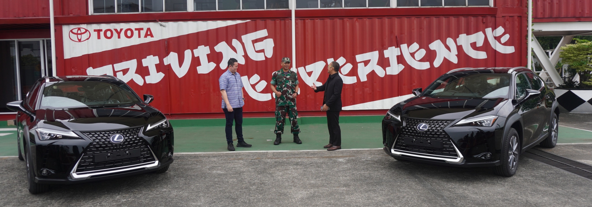 Pengenalan Berkendara Lexus UX300e Sebagai Official Car KTT G20