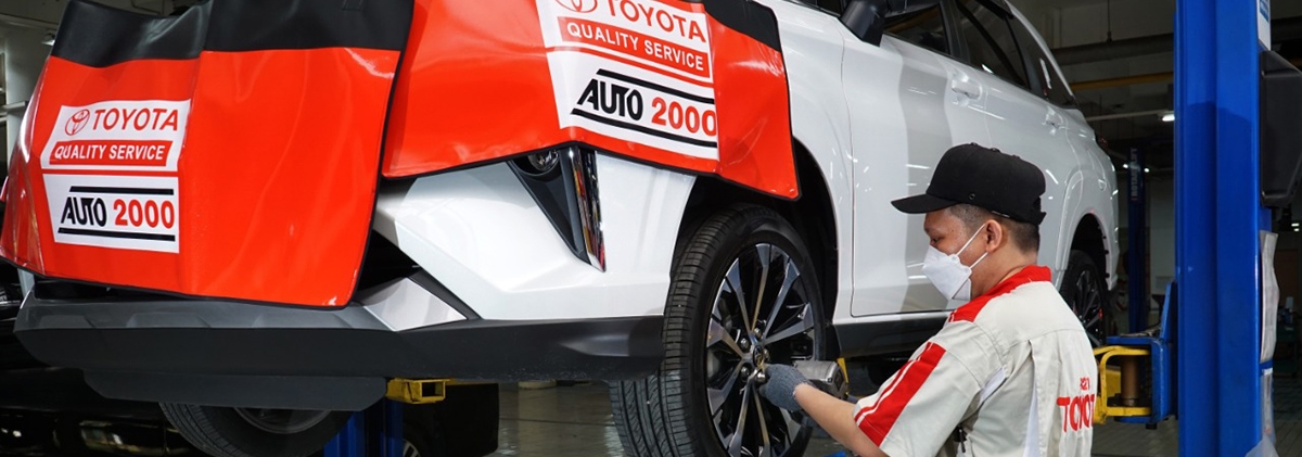 Wajib Servis Berkala 1 Bulan Pertama Setelah Beli Mobil Baru Toyota di IIMS 2024, Mobil Hybrid Harus Perhatikan Baterai dan Motor Listrik