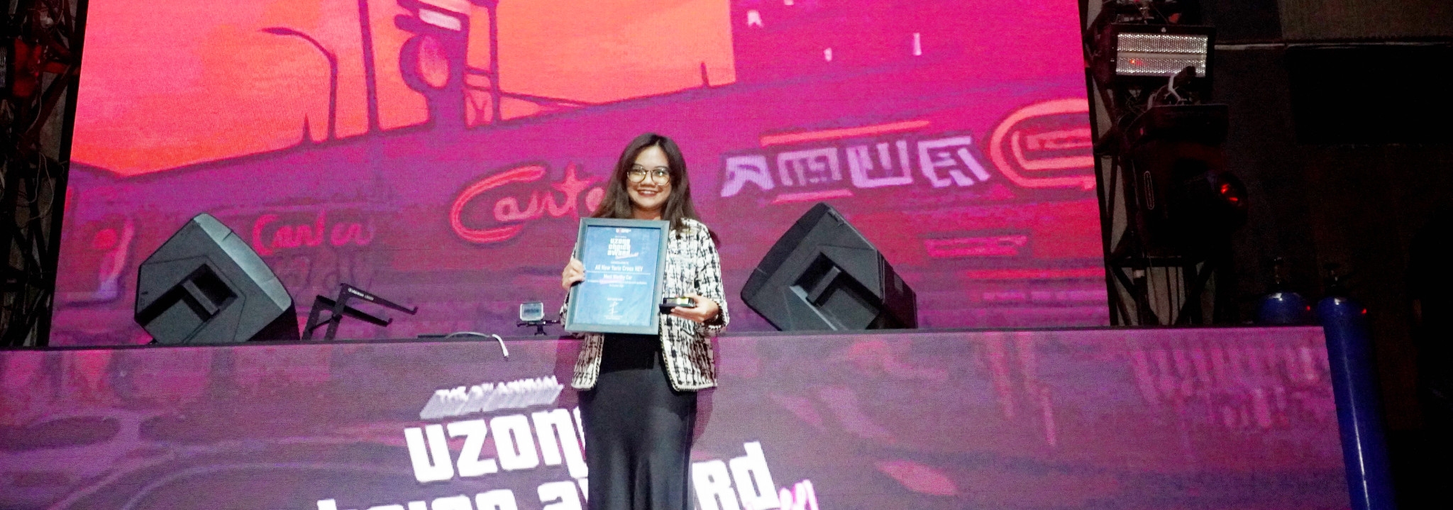 Uzone Choice Awards 2024: All New Yaris Cross HEV Meraih Penghargaan Most Worthy Car, Bentuk Value for Money Hybrid EV Toyota