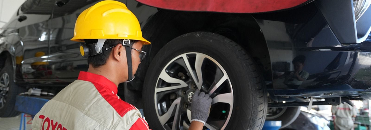 Sebab Pelanggan Merasa Tenang Memiliki Mobil Hybrid Toyota: Layanan After Sales Lengkap, Tersebar di Berbagai Wilayah, Ditambah Jaminan Parts Berkualitas dan Bergaransi