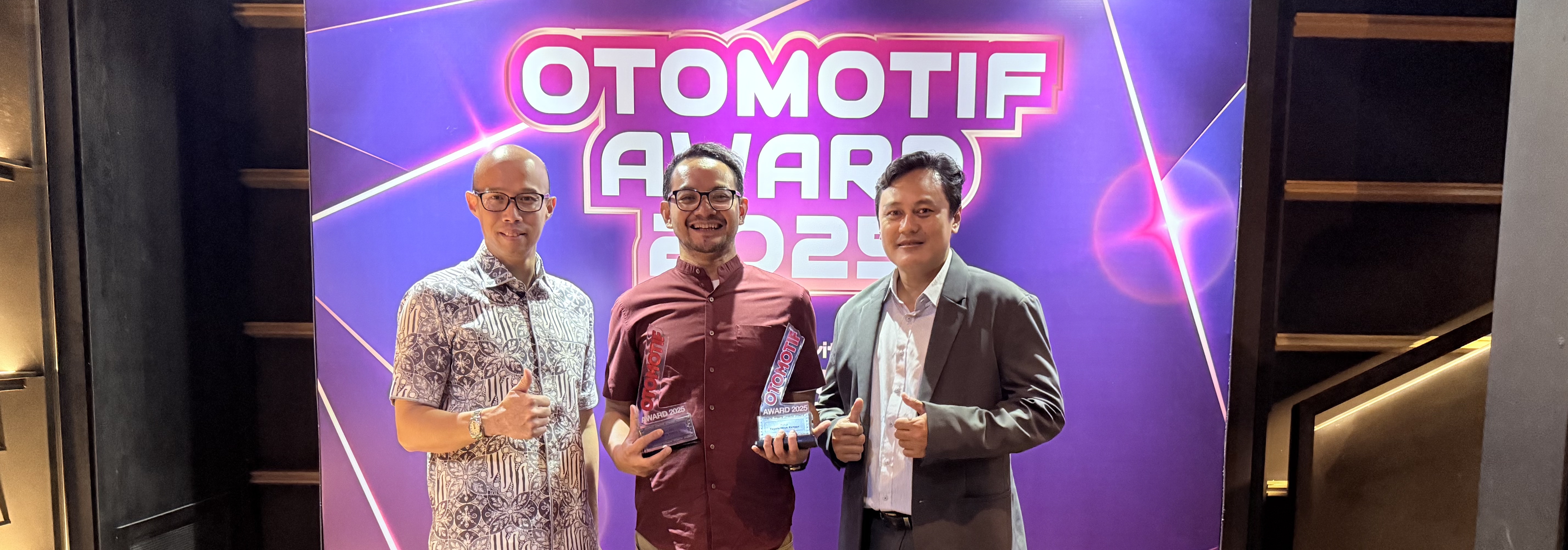 Otomotif Award 2025:  Tiga Hybrid EV Toyota Raih Penghargaan Terbaik dan Debut Hilux Rangga Langsung Mendapatkan Sambutan Hangat 