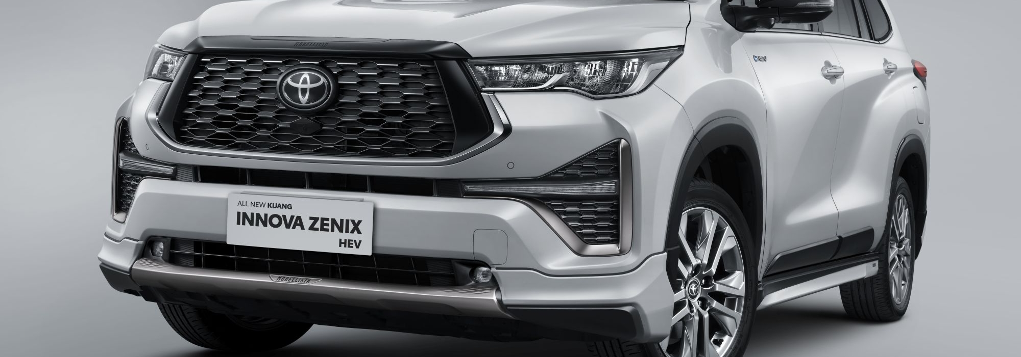 New Kijang Innova Zenix Tingkatkan Comfort, Safety, dan Layanan  Real Time Connectivity
