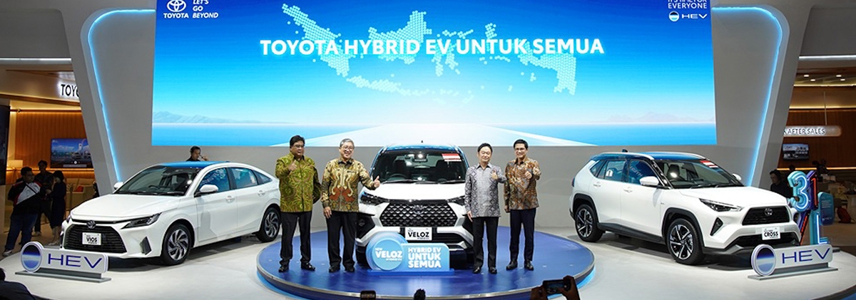 Daftar Mobil Hybrid Toyota di IIMS 2026, Kendaraan Elektrifikasi Paling Relevan dan Populer Saat Ini dengan Harga Makin Terjangkau