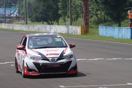 Kejuaraan Nasional Indonesia Sentul Series of Motorsport (ISSOM) 2019, Toyota Team Indonesia (TTI) Puncaki Podium Seri Ke-5 Ajang Balap Japan Super Touring Championship (JTSC)