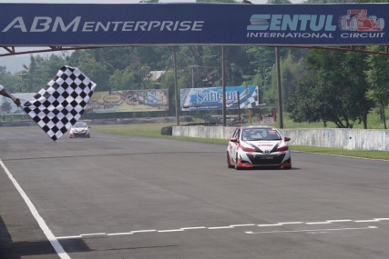 Kejuaraan Nasional Indonesia Sentul Series of Motorsport (ISSOM) 2019, Toyota Team Indonesia (TTI) Puncaki Podium Seri Ke-5 Ajang Balap Japan Super Touring Championship (JTSC)