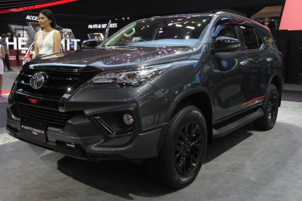 Toyota Luncurkan New Fortuner TRD Sportivo, Karakter Sebagai High-SUV Kian Kuat, Siap Jelajahi Segala Medan