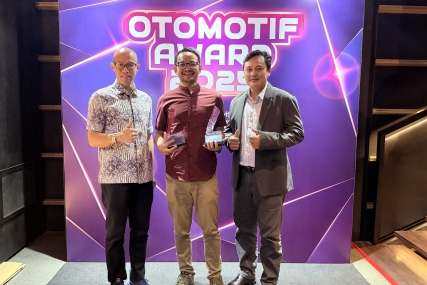 Otomotif Award 2025:  Tiga Hybrid EV Toyota Raih Penghargaan Terbaik dan Debut Hilux Rangga Langsung Mendapatkan Sambutan Hangat 