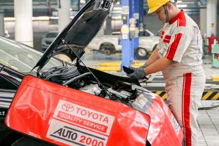 Mobil Hybrid Toyota Punya Aki Kecil Maintenance Free, Lakukan Pengecekan Sebelum Berkendara di Masa Mudik Lebaran