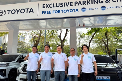 Berikan Kemudahan Akses bagi Pengguna Elektrifikasi, Toyota Hadirkan Exclusive Parking dan Charging Spot di Summarecon Mall Bekasi