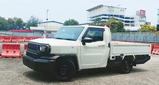 Jalan Menurun Jangan Hanya Andalkan Rem, Pengguna Toyota Hilux Rangga Manual Harus Kuasai Teknik Engine Brake