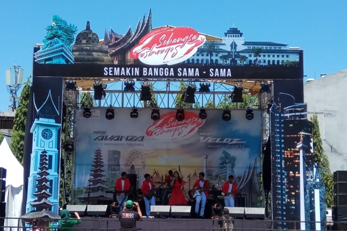 Jadi Kota Ketiga Festival Avanza-Veloz Sebangsa, Masyarakat Kota Surabaya Ramai Padati Lokasi Festival