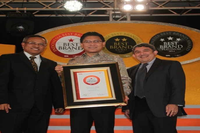 Toyota Meraih Dua Penghargaan Prestisius Dalam Indonesia Best Brand Award (IBBA) 2014