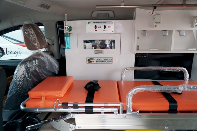 Toyota Kijang Innova Ambulance Siap Dukung Tenaga Medis Tangani Wabah COVID-19