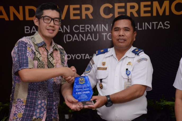 Toyota Gerakkan Program CSR Keselamatan Berlalu Lintas Di Area Danau Toba, Sumatera Utara