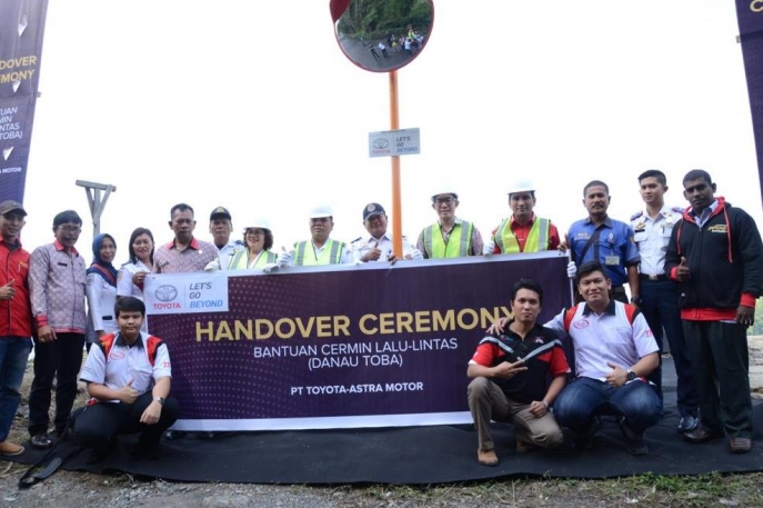 Toyota Gerakkan Program CSR Keselamatan Berlalu Lintas Di Area Danau Toba, Sumatera Utara