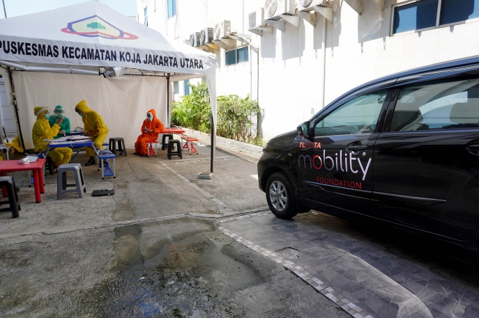 #ToyotaAdaUntukAnda Melanjutkan Bantuan Mobilitas Selama Pandemi Toyota Indonesia Siapkan Layanan Transportasi Terkoneksi bagi Spesimen Pasien COVID-19