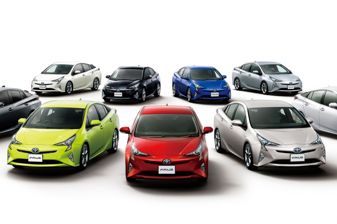 Fakta Dari Warna Biru Pada Logo Mobil Hybrid Toyota