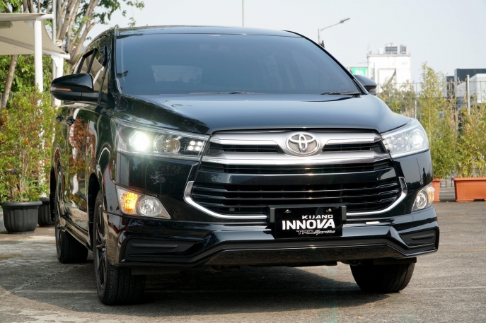 Peringati 75 Tahun Indonesia Merdeka Toyota, Luncurkan Kijang Innova TRD Sportivo Limited dan Sienta Welcab