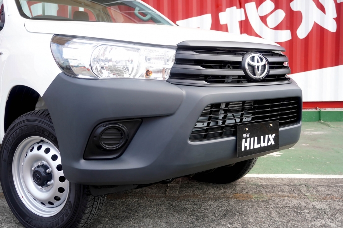 Perkuat Dukungan Mobilitas Komersial di Masa New Normal  Toyota Hadirkan New Hilux dengan Ketangguhan  Sentuhan Ubahan Gagah dan Modern 