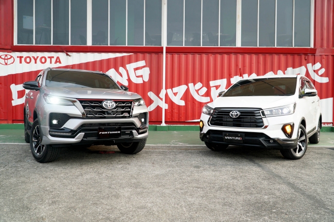 Lengkapi Jajaran Kendaraan IMV di Indonesia, Toyota Hadirkan Dua Produk Legendaris SUV Tangguh New Fortuner dan MPV Keluarga Indonesia New Kijang Innova 