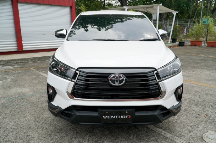 Lengkapi Jajaran Kendaraan IMV di Indonesia, Toyota Hadirkan Dua Produk Legendaris SUV Tangguh New Fortuner dan MPV Keluarga Indonesia New Kijang Innova 