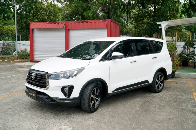 Lengkapi Jajaran Kendaraan IMV di Indonesia, Toyota Hadirkan Dua Produk Legendaris SUV Tangguh New Fortuner dan MPV Keluarga Indonesia New Kijang Innova 