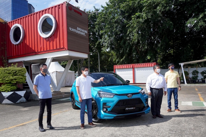 50 TAHUN TOYOTA DI INDONESIA: BERKOMITMEN UNTUK MEMENUHI KEBUTUHAN MOBILITAS MASYARAKAT INDONESIA, TOYOTA LUNCURKAN RAIZE UNTUK MENAMBAH PILIHAN DI SEGMEN SUV