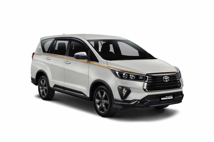 50 TAHUN TOYOTA DI INDONESIA: TOYOTA HADIRKAN 50 UNIT KIJANG INNOVA LIMITED EDITION SEBAGAI BAGIAN DARI PERAYAAN 50 TAHUN PERJALANAN TOYOTA INDONESIA DI TANAH AIR