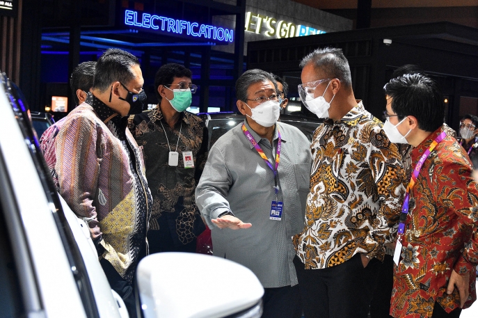 50 TAHUN TOYOTA DI INDONESIA: Dalam Semangat Total Mobility Solution dan Upaya Turut Serta Dalam Pemulihan Industri Otomotif Nasional, Toyota Berpartisipasi di Indonesia International Motor Show 2021