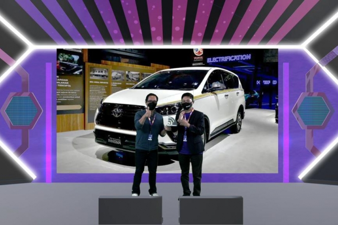 50 TAHUN TOYOTA DI INDONESIA: UPAYA TOYOTA HADIRKAN TOTAL MOBILITY SOLUTION PADA AJANG INDONESIA INTERNATIONAL MOTOR SHOW 2021 MENDAPAT RESPON POSITIF DARI PELANGGAN - Pasar Otomotif Nasional Mulai Menggeliat Yang Tergambar Dari Antusiasme Masyarakat Yang