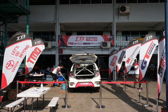 50 Tahun Toyota di Indonesia: Indonesian Sentul Series of Motorsport 2021 - Haridarma Manoppo Bawa Toyota Team Indonesia Naik Podium Di Seri Ke-2 Kejuaraan Nasional Indonesia Touring Car Race Max