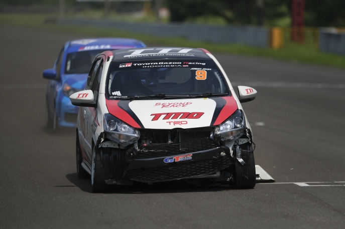 50 Tahun Toyota di Indonesia: Indonesian Sentul Series of Motorsport 2021 - Haridarma Manoppo Bawa Toyota Team Indonesia Naik Podium Di Seri Ke-2 Kejuaraan Nasional Indonesia Touring Car Race Max