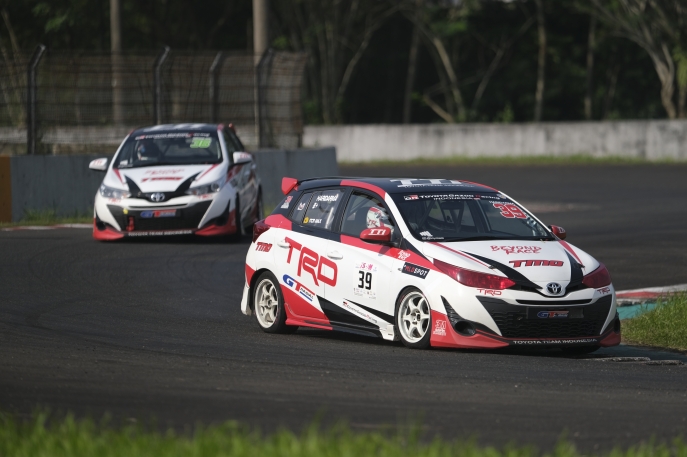 50 Tahun Toyota di Indonesia: Indonesian Sentul Series of Motorsport 2021 - Haridarma Manoppo Bawa Toyota Team Indonesia Naik Podium Di Seri Ke-2 Kejuaraan Nasional Indonesia Touring Car Race Max