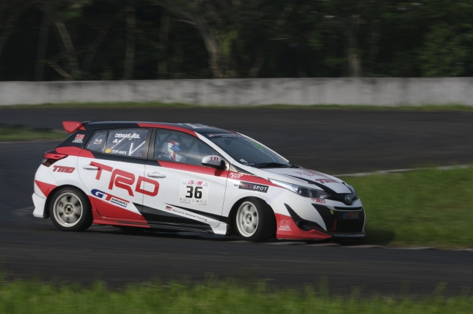 50 Tahun Toyota di Indonesia: Indonesian Sentul Series of Motorsport 2021 - Haridarma Manoppo Bawa Toyota Team Indonesia Naik Podium Di Seri Ke-2 Kejuaraan Nasional Indonesia Touring Car Race Max