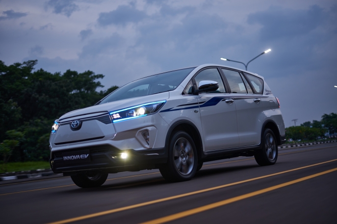 Perkuat Komitmen Ramah Lingkungan, Toyota Perkenalkan Kijang Innova EV Concept  dan Terapkan Standar Emisi Euro 4 Pada Kendaraan Diesel