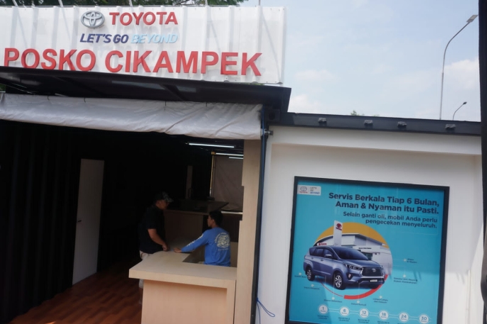 “SILATURAHMI LEBARAN – TENANG DAN AMAN BERSAMA TOYOTA”  TOYOTA HADIR DENGAN TOTAL 302 TITIK PELAYANAN SERVIS KENDARAAN SELAMA MUSIM MUDIK LEBARAN 2022  DEMI WUJUDKAN KETENANGAN, KENYAMANAN, DAN KEAMANAN PERJALANAN PELANGGAN