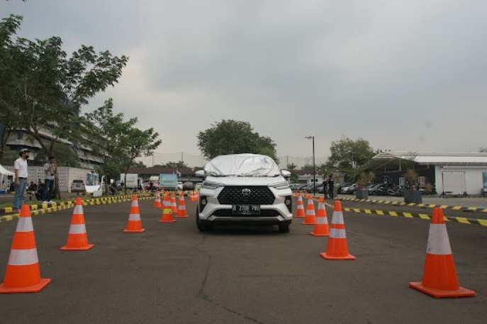 Toyota Media Experience Bermodalkan Apresiasi Tinggi Dari Masyarakat, Toyota Ajak Jurnalis Jajal Langsung Teknologi Toyota Safety Sense dan T Intouch pada All New Veloz di SAFE JAKARTA