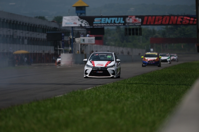 Indonesian Sentul Series of Motorsport 2022 Lengkapi Keberhasilan Pereli di Kejurnas Rally 2022, TOYOTA GAZOO Racing Indonesia Sapu Bersih Podium Pertama Seri ke-3 Kejurnas ITCR Max 1.600 dan ITCR 1.200 di hari yang sama