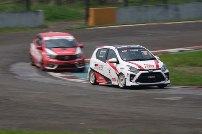 Indonesian Sentul Series of Motorsport 2022 Lengkapi Keberhasilan Pereli di Kejurnas Rally 2022, TOYOTA GAZOO Racing Indonesia Sapu Bersih Podium Pertama Seri ke-3 Kejurnas ITCR Max 1.600 dan ITCR 1.200 di hari yang sama