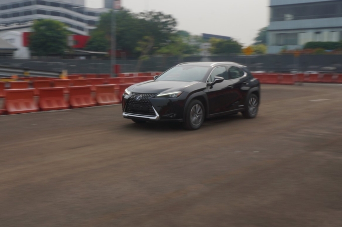 Pengenalan Berkendara Lexus UX300e Sebagai Official Car KTT G20