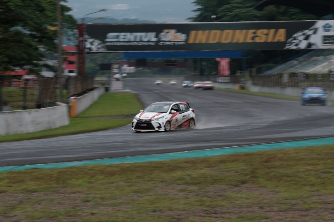 Indonesian Sentul Series of Motorsport 2022 Wet Race, TGRI Puncaki Podium Seri ke-5 Kejurnas ITCR Max 1.600