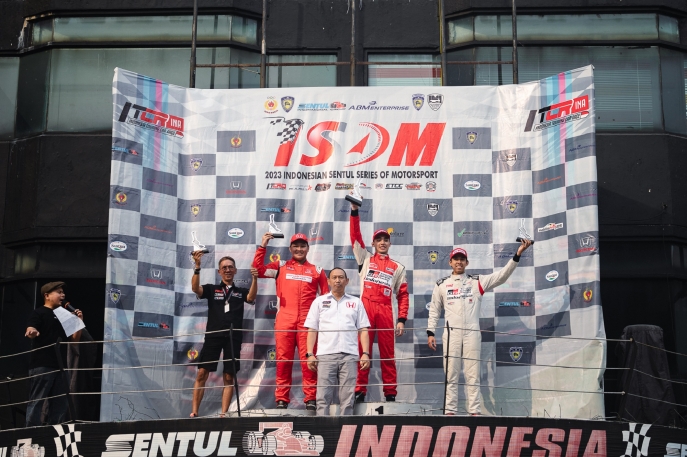 Baru 2 Kali Berlaga, All-New Agya GR Sport Siap Teruskan Dominasi TGRI dengan Raih Podium Pertama di Kejurnas ITCR 1.200 Seri ke-3 ISSOM 2023 