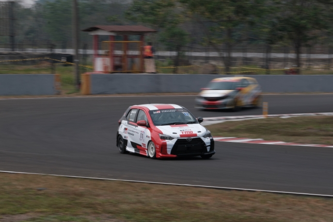 New Yaris GR Sport Semakin Dekat dengan Gelar Juara Nasional Kelas ITCR 1.600 Max Lewat Podium Pertama di Seri ke-4 ISSOM 2023  All-New Agya GR Sport Tunjukkan Konsistensi Raih Podium Kedua Kejurnas ITCR 1.200