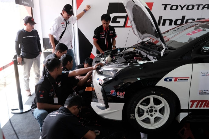 TOYOTA GAZOO Racing Indonesia Adds to Trophy Collection: Successfully Retains National Champion Titles in ITCR 1,600 Max and National Team Champion in ITCR 1,200 at Indonesia Sentul Series of Motorsport (ISSOM) 2023